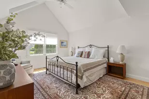 72 Gold Leaf Ln, Mashpee, MA 02649 - Photo 16
