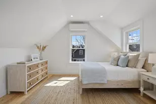 33 Vineyard Ave, Oak Bluffs, MA 02557 - Photo 22