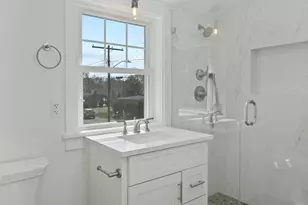 33 Vineyard Ave, Oak Bluffs, MA 02557 - Photo 24