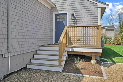 33 Vineyard Avenue, Oak Bluffs, MA 02557 - Photo 10