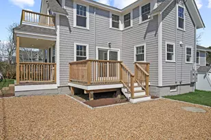 33 Vineyard Ave, Oak Bluffs, MA 02557 - Photo 28