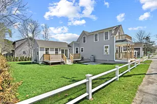 33 Vineyard Ave, Oak Bluffs, MA 02557 - Photo 1