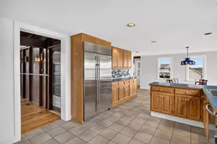 70 Menauhant Rd, Falmouth, MA 02536 - Photo 16