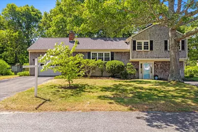 27 Steven Drive, Yarmouth, MA 02673 - Photo 2