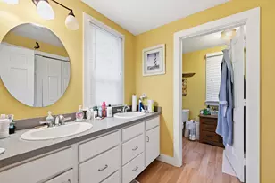 129 Mayfair Rd, Dennis, MA 02660 - Photo 18