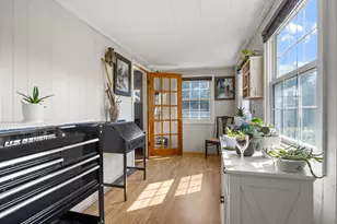 10 Cleveland Ave, Wareham, MA 02558 - Photo 16