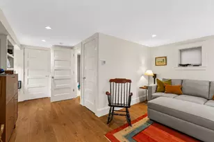 24 Cottage St, Provincetown, MA 02657 - Photo 22