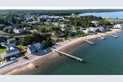 11 Beach Road, Oak Bluffs, MA 02557 - Photo 2