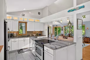 14 Ellen Ln, Bourne, MA 02559 - Photo 16