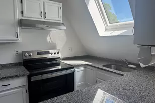 733 W Main St, Barnstable, MA 02601 - Photo 8