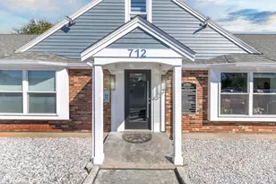712 Main St, Barnstable, MA 02601 - Photo 16