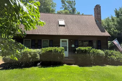 729 Old Barnstable Road, Falmouth, MA 02536 - Photo 2