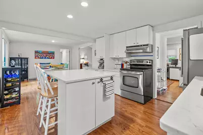 864 W Yarmouth Road, Yarmouth, MA 02675 - Photo 8