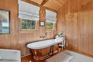21 Eliot Ave, Chilmark, MA 02535 - Photo 16