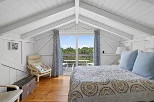 28 Black Point Rd, Chilmark, MA 02535 - Photo 16