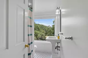 28 Black Point Rd, Chilmark, MA 02535 - Photo 36