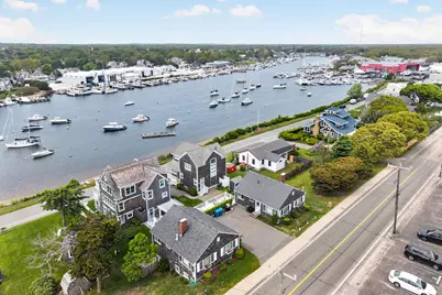 424 Grand Avenue, Falmouth, MA 02540 - Photo 1