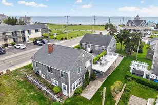 426 Grand Ave, Falmouth, MA 02540 - Photo 2