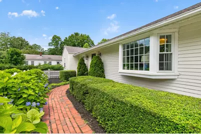 193 Main Street, Sandwich, MA 02563 - Photo 2