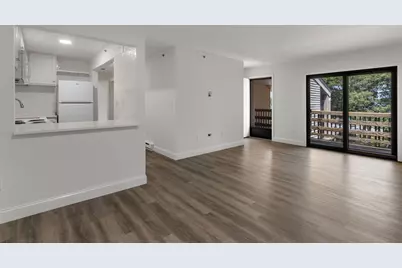800 Bearses Way #APT 4EH, Barnstable, MA 02601 - Photo 4