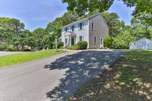 36 Waltham Cir, Yarmouth, MA 02673 - Photo 4