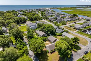 11 Gateway St, Yarmouth, MA 02664 - Photo 4