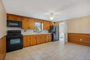 11A Gate Way St, Yarmouth, MA 02664 - Photo 10