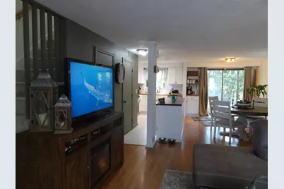 329 W Main Street #APT 26, Barnstable, MA 02601 - Photo 6