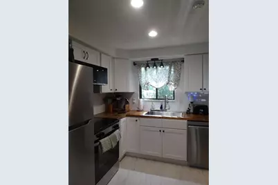 329 W Main Street #APT 26, Barnstable, MA 02601 - Photo 18