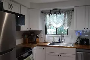 329 W Main St, Barnstable, MA 02601 - Photo 18