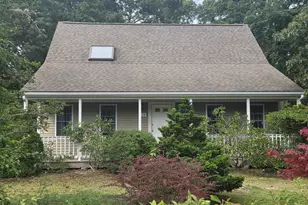118 Algonquin Ave, Mashpee, MA 02649 - Photo 2
