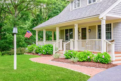 10 Abbey Gate Road, Barnstable, MA 02635 - Photo 2