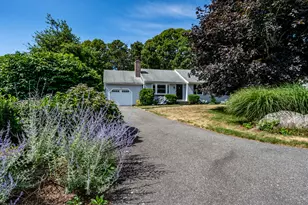 25 Clinton Dr, Yarmouth, MA 02675 - Photo 2