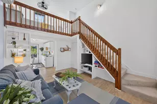 316 Sea St, Barnstable, MA 02601 - Photo 4