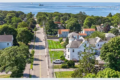 316 Sea Street #APT I, Barnstable, MA 02601 - Photo 2