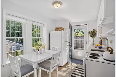 316 Sea Street #APT I, Barnstable, MA 02601 - Photo 6