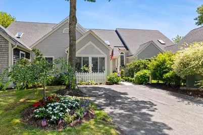 7 Gold Leaf Lane #UNIT 7, Mashpee, MA 02649 - Photo 2