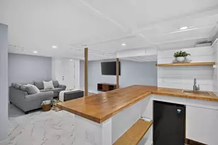 8 Bank St, Eastham, MA 02642 - Photo 18