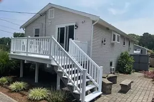 77 Delta St, Barnstable, MA 02601 - Photo 2