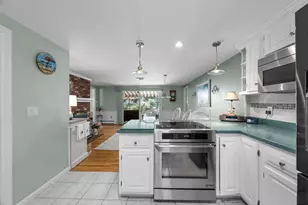 149 Great Western Rd, Yarmouth, MA 02664 - Photo 16