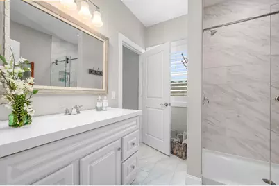 637 Gifford Street #UNIT 15B, Falmouth, MA 02540 - Photo 6