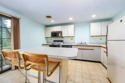 195 Falmouth Road #8D, Mashpee, MA 02649 - Photo 4