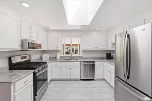 106 Pine St, Yarmouth, MA 02675 - Photo 4