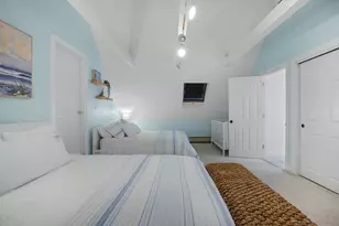 835 Old Barnstable Rd, Falmouth, MA 02536 - Photo 18