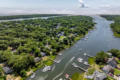 199 Edgewater Drive, Falmouth, MA 02536 - Photo 4
