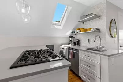 15 Winthrop Street #UNIT C, Provincetown, MA 02657 - Photo 4
