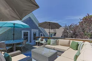 15 Winthrop St, Provincetown, MA 02657 - Photo 1