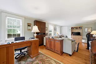 53 School St, Barnstable, MA 02601 - Photo 12