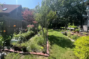 323 County Rd, Oak Bluffs, MA 02557 - Photo 4