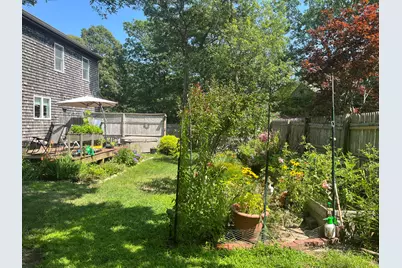 323 County Road, Oak Bluffs, MA 02557 - Photo 6